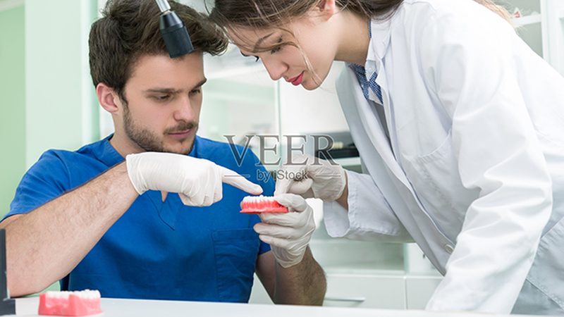 洗牙对牙齿有伤害吗价格多少